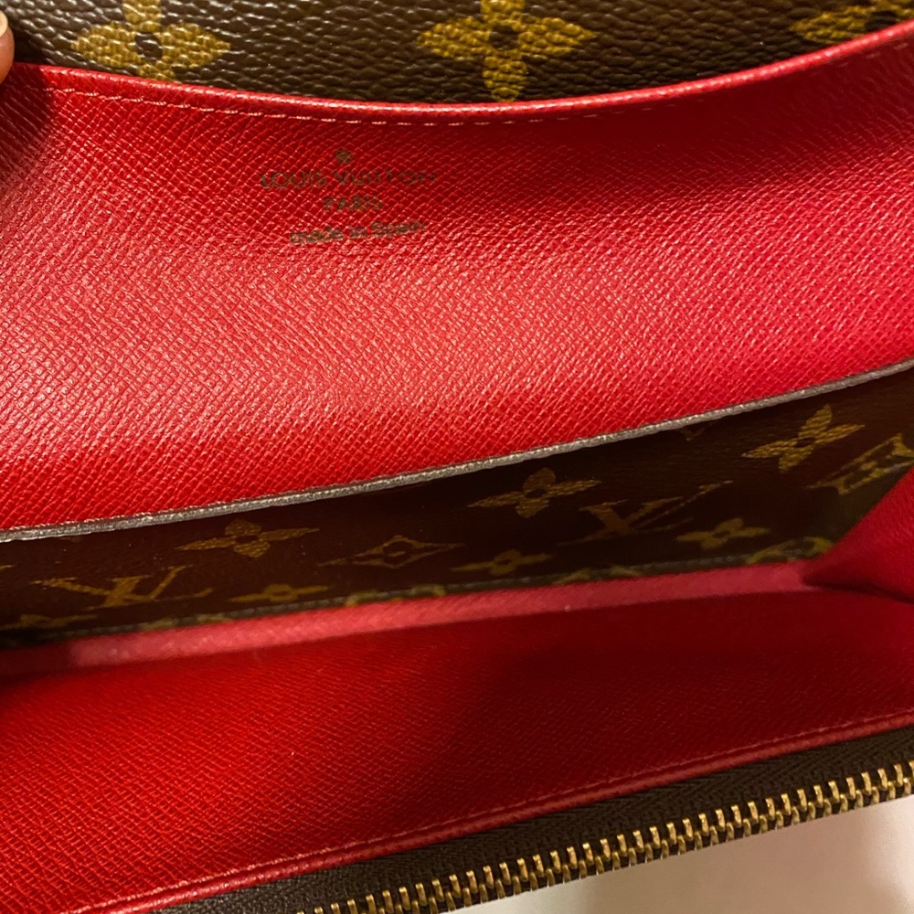 Authentic Louis Vuitton Wallet - Picture 4 of 8